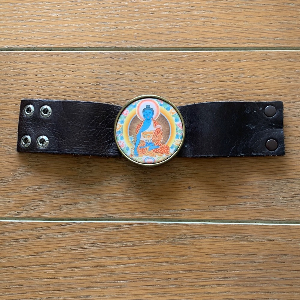 Nature Girl Designs OM Cuff
